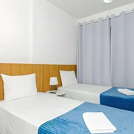 Dois quartos, lindo, garagem, Condomínio Clube Sky by UROOMS-3